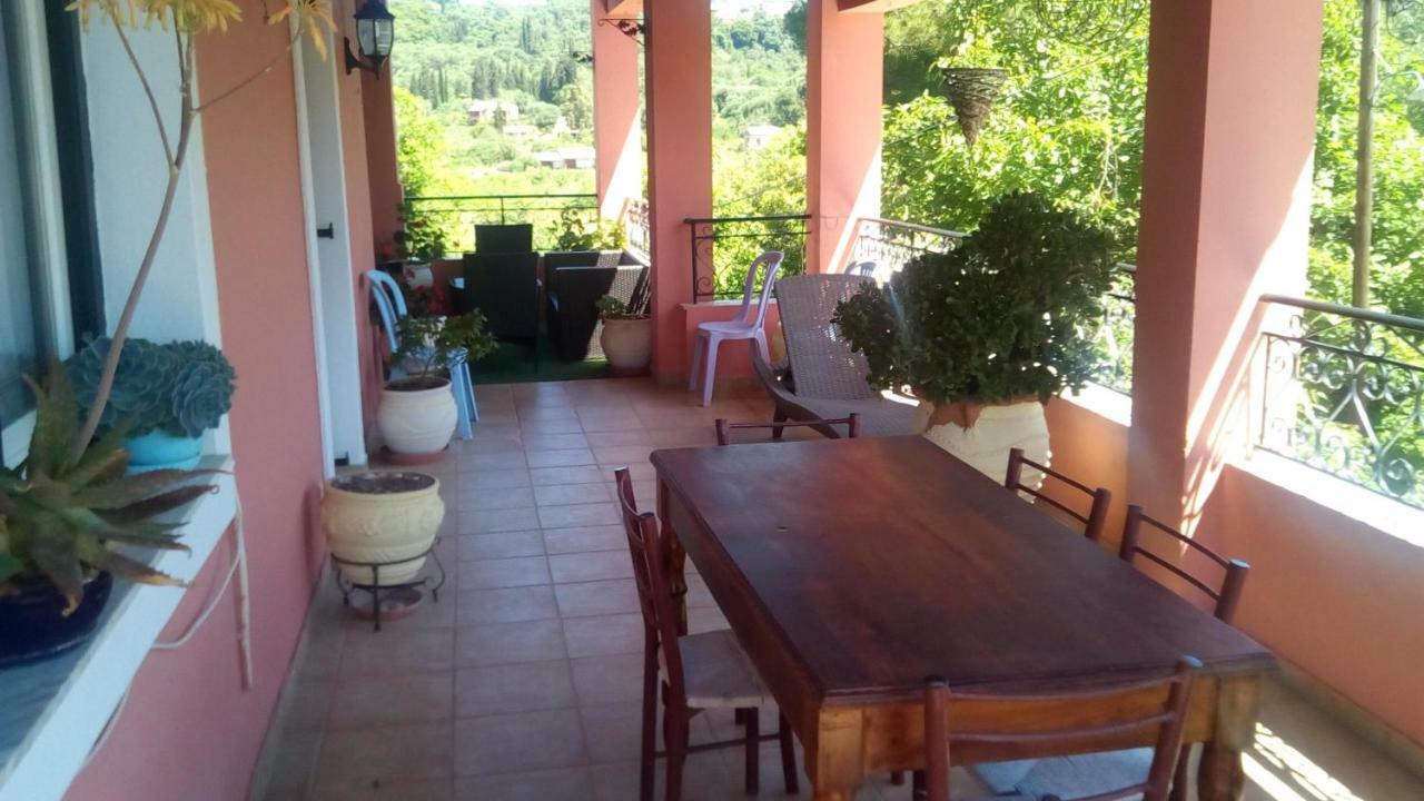 Paradise House Liapades Esterno foto