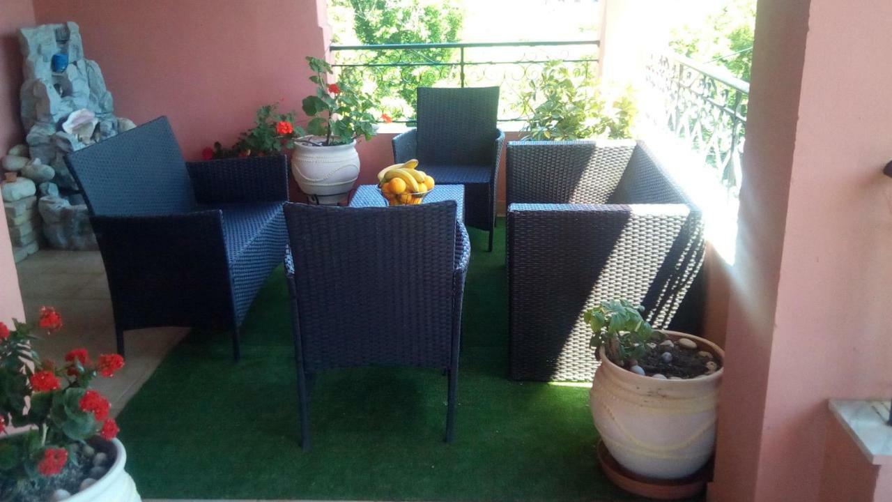Paradise House Liapades Esterno foto